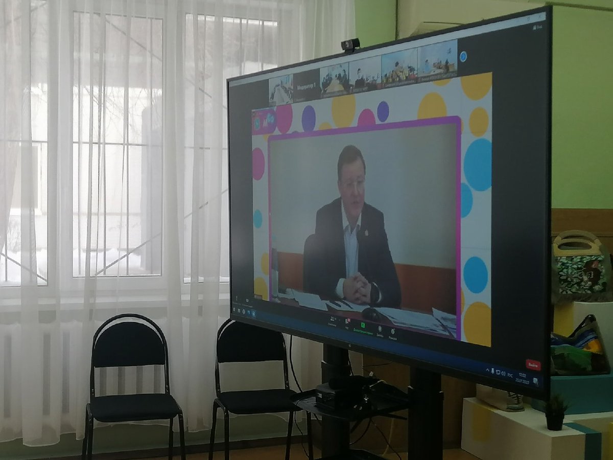 ktihotlt's tweet photo. #прямосейчас  в режиме ВКС происходит встреча    
студентов с губернатором Самарской области Азаровым Д.И.

#студенты
#ktiho
#ДеньСтудента https://t.co/ylo5YTbQwN