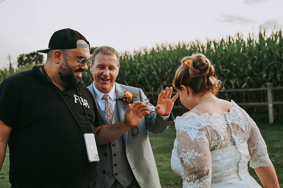 On en parle peu en hiver, mais en été, notre équipe travaille sur des événements privés. Que ce soit un mariage ou une naissance, capturer un moment de vie, d’amour. En ce moment, on en a vraiment besoin. 😍
Plus d’infos 👉🏻 meshugaevent.fr
📸 @florent_bdp