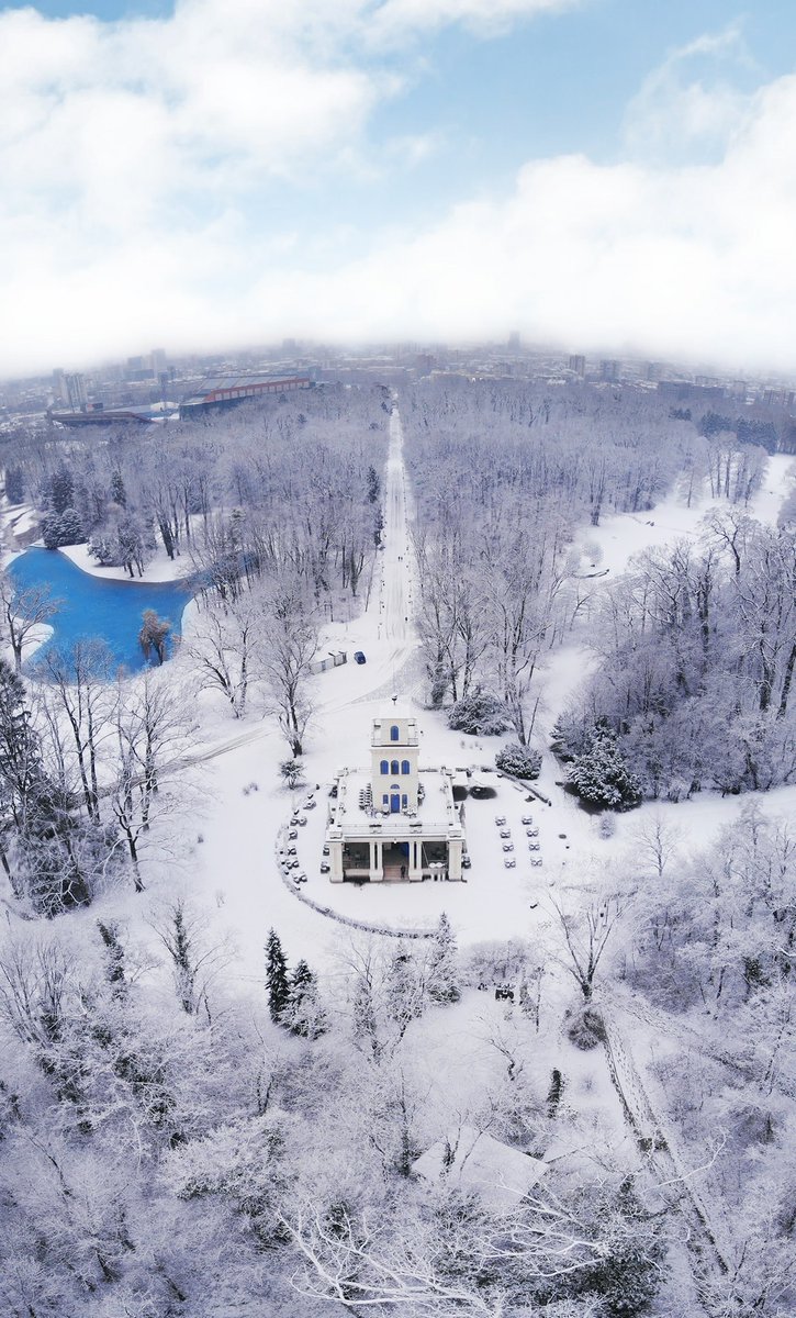 zagreb_tourist's tweet image. Winter fairy tale in Maksimir ❤️
📸: Siniša Slukan / Zakaj volim Zagreb
#Zagreb #VisitZagreb #LoveZagreb