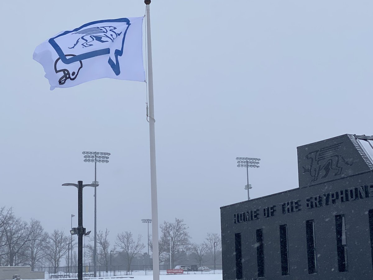 Let’s Talk. Supporting ourselves and others. Make positive change #LanguageMatters #EducateYourself #BeKind #ListenAndAsk #TalkAboutIt We are #StrongerTogether 🔴⚫️🟡🔵