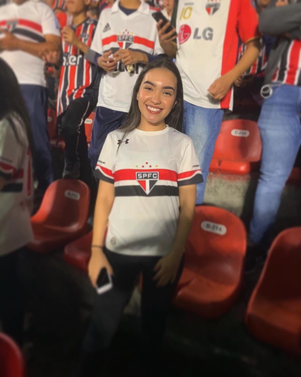 Cllacandidoo's tweet photo. Obrigada vô, por ter nos ensinado a amar e torcer por esse clube, sei que você continua amando e torcendo aí de cima também. 92 do nosso tricolor, Feliz aniversário @SaoPauloFC 🇾🇪❤️ #SPFC #SPFC92Anos #SPFC92 https://t.co/Ru862RFBid