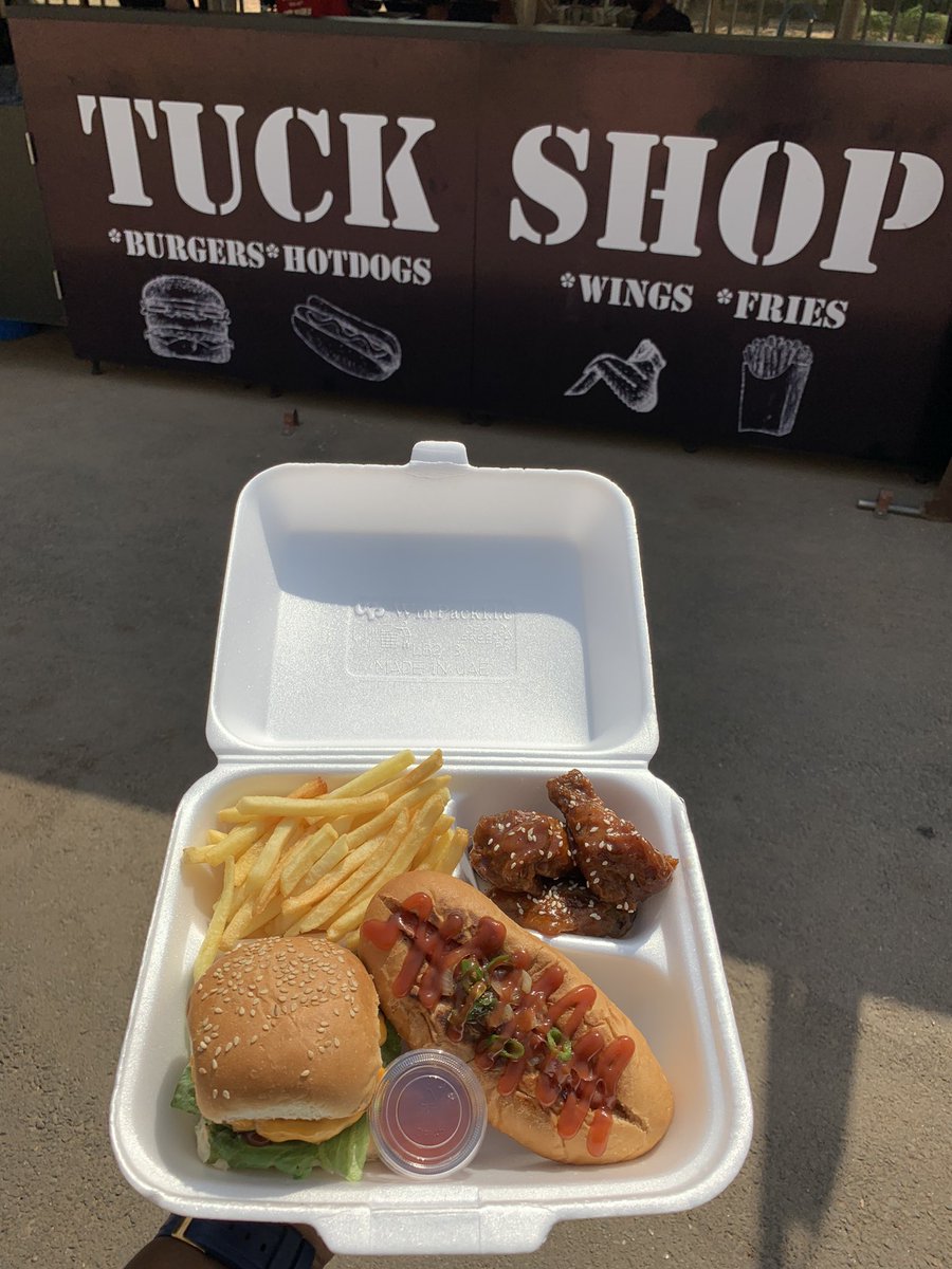 Tuck_shop_'s tweet photo. The glorious Full platter 
Burger.hotdog.Wings.fries-3000 https://t.co/JWGpIidS4j