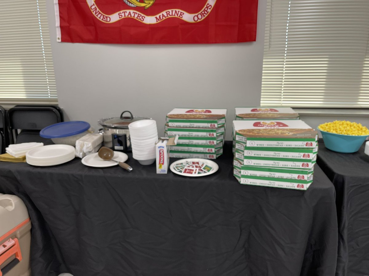 NaeTheRealtor's tweet photo. Huge THANK YOU to our GLJH Winter Classic Basketball Tournament hospitality sponsors! Indira Bean-REALTOR, @FirehouseSubs Subs Cypress Mill Plaza, and @HTeaO Tomball, our referees, coaches, and staff appreciate your generosity! #Hospitality #gljh https://t.co/Zj68gfbKH5