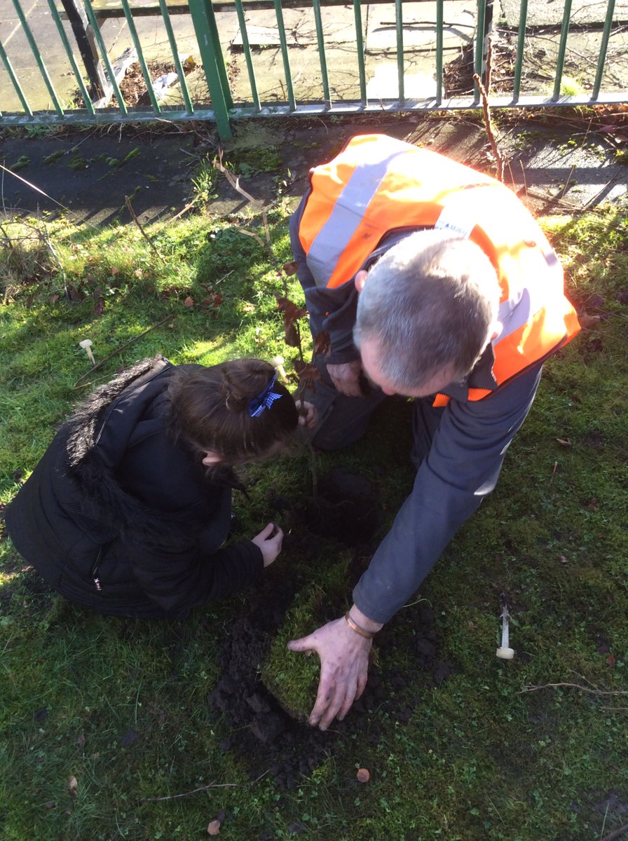 Thank you to all the pupils at <a href="/SomervilleCH44/">Somerville Primary</a> who helped to plant lots of trees at their school in Wallasey earlier this month as part of the #TreesForClimate programme 👏
