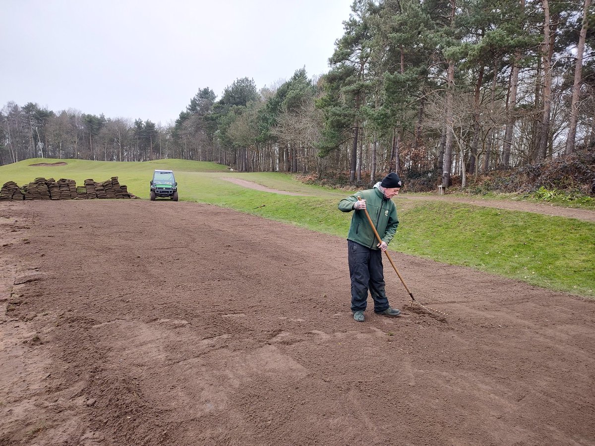 Great to be able to get some big mowers out on the course this week with all areas getting a trim as well as continued work leveling and widening the 2nd tee