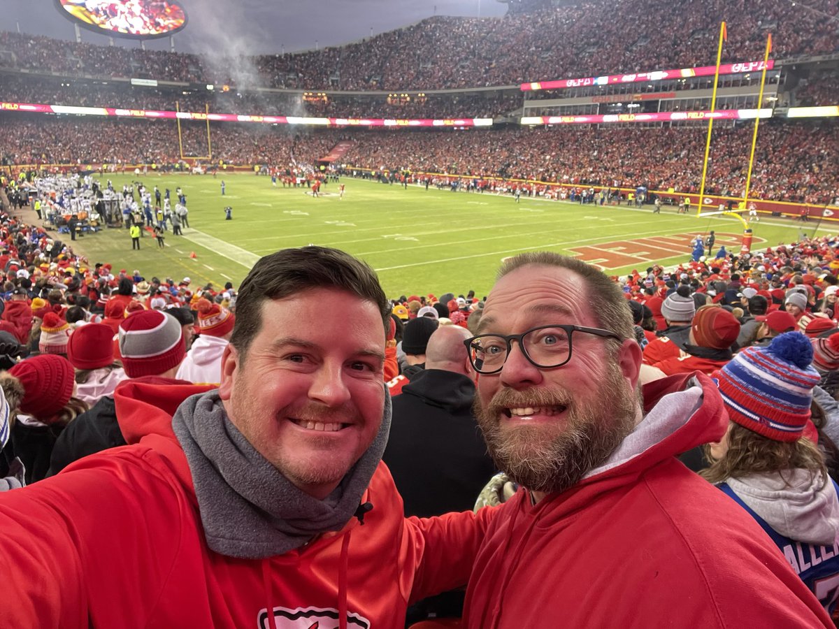 revsteven's tweet image. How is started:

How it ended: 

@gochiefs
@tkelce