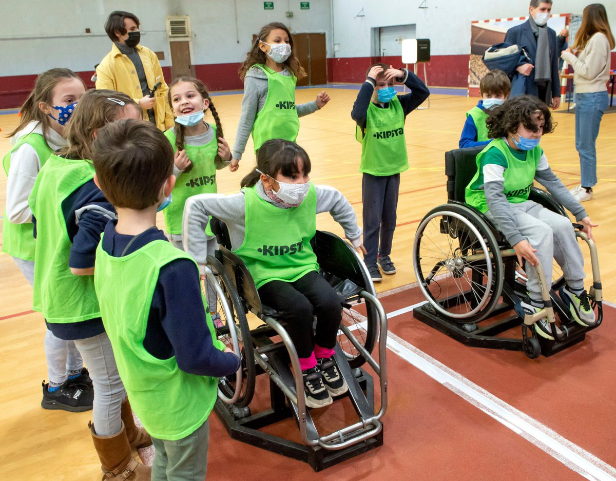 #SOP2022 | #sport #inclusion ➡ engagement &amp; valeur partagés avec la <a href="/VilleColombes/">Ville de Colombes</a> 
Notre priorité #UnirNosEnergies avec <a href="/pchaimovitch/">patrick chaimovitch</a> <a href="/fatousow92/">Fatoumata Sow</a> la <a href="/FFHandisport/">FFHandisport</a> pour sensibiliser les enfants au #handicap à la #diversité et enjeux environnementaux
<a href="/EDF_IDF/">EDF Île-de-France</a>  <a href="/VirginieGalice/">Virginie GALICE</a>