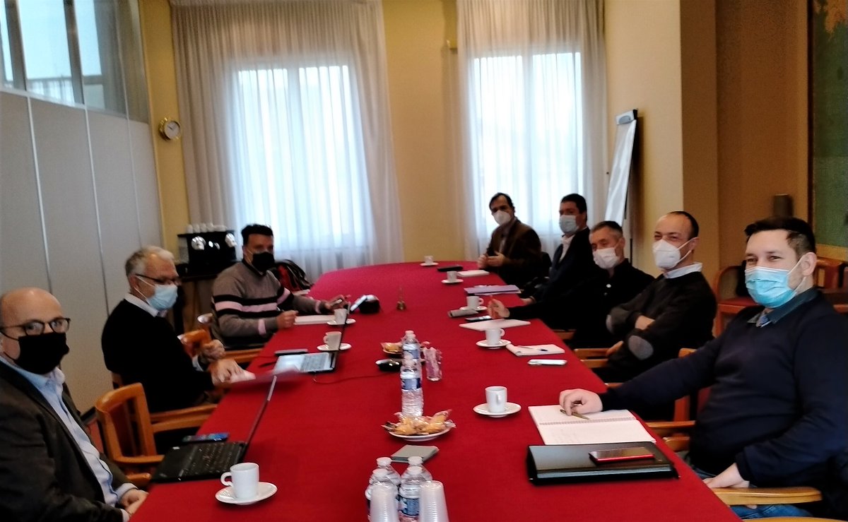 La deuxième réunion du GT Décarbonation des Services Portuaires et de la Manutention s’est tenue ce matin en nos locaux. 
Animé par M. Dominique PAIR / EURAENERGIE, Chargé de Missions « Relations Industrielles ». 
Bel échange en présence de M. Debette/ENGIE