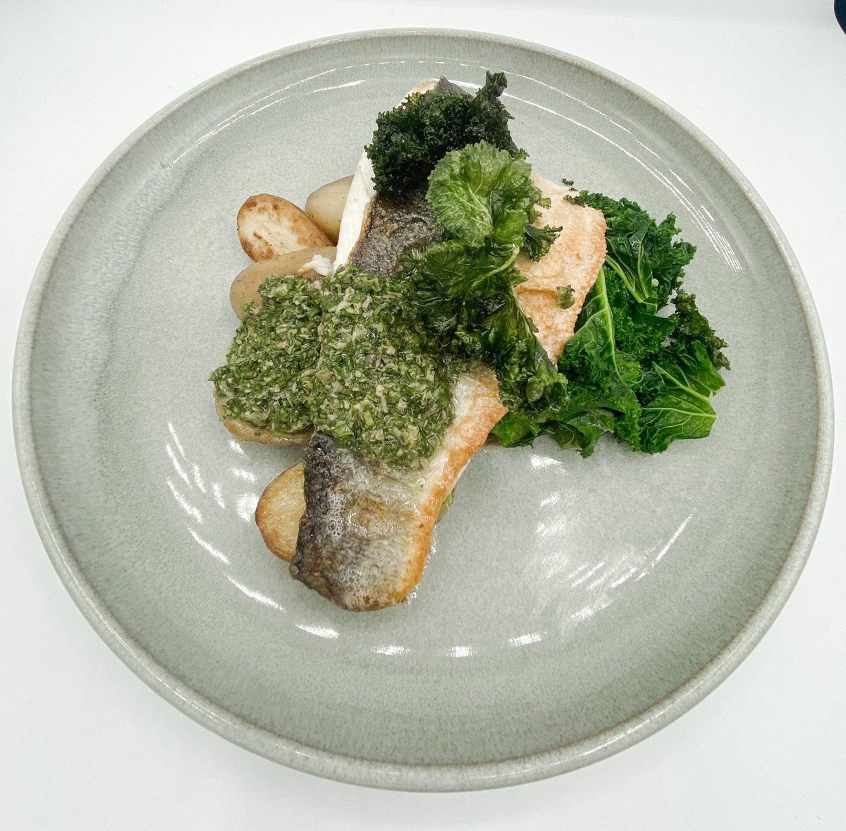 NEW MENU ALERT 🎉 We’ve got some delicious new additions and our incredibly talented Head Chef, Finn has also come up with some new and exciting lighter dishes including our Winter Salad, Sea Bass and Beef Curry 🤤 Pop into us and try them for yourself 😍 #oconnorstinahely