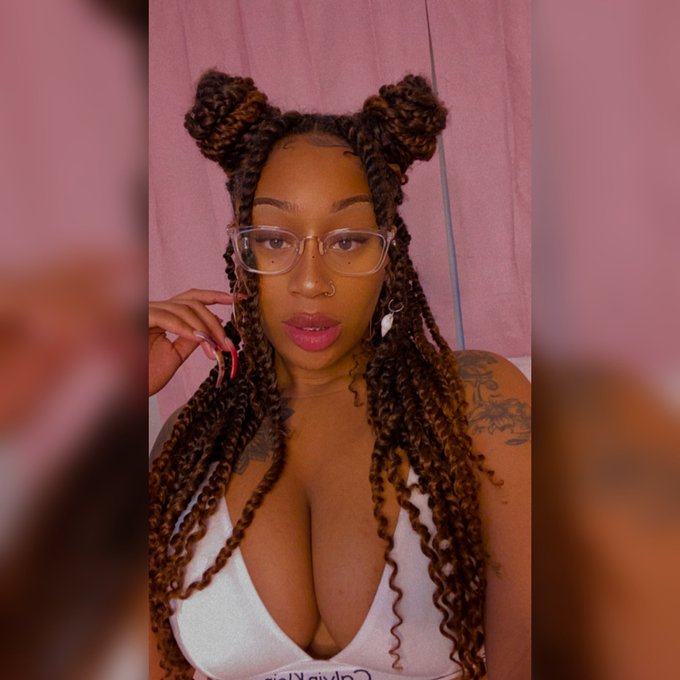 learwyer's tweet image. #NewProfilePic