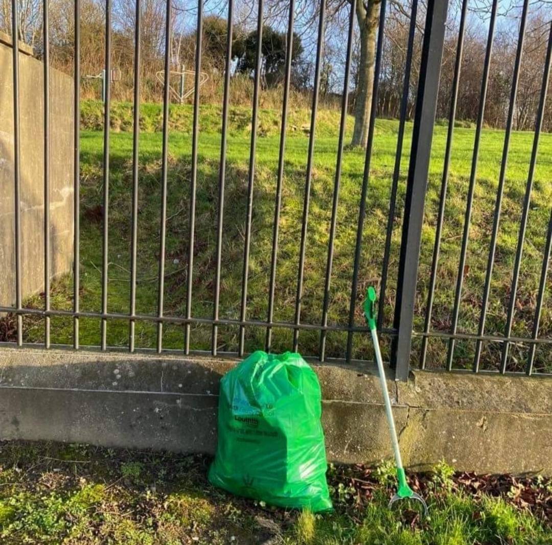 NationalSpringC's tweet photo. @DundalkTidyTown volunteers did a great job cleaning up Marian Road recently! Check out that full bag of litter, well done everyone β»οΈ #SpringClean21 #SDGsIrl #Louth https://t.co/IG3B545jJ1