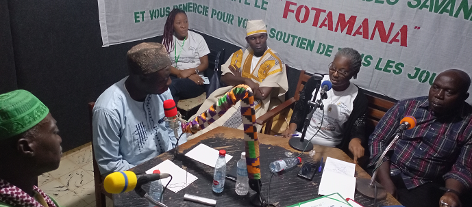 NzaramaNCP's tweet photo. Dialogue intergénérationnel pour prévenir et contrer l'extrémisme violent en Côte d'Ivoire.

Jour 3: Dialogue intergénérationnel sur les antennes de la radio Binkadi de Ferké

#ferkessedougou #nzarama #paix #dialogue https://t.co/RUbPsbJq3h