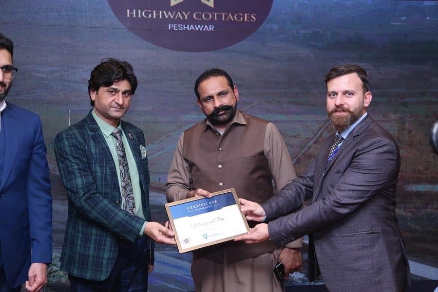 ShehzadAsif's tweet photo. Alhamdulillah it was a House Full event.
Thank you Peshawar for your tremendous response and Love.
https://t.co/n2Tn7gRB71 

#peshawar #estate92 #businessconnect https://t.co/trrG7x4ACb