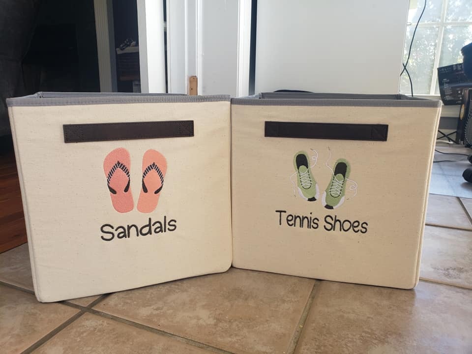 vwitt's tweet photo. Post #12
If you're gonna organize it, you better label it too! Our PERSONALIZATION is the best part of our organizational products! Plus, it is just $8-$10 to add it! 

Personalize each piece so you know exactly what you are storing inside. You will thank me later! 😉 https://t.co/efmizXucG5