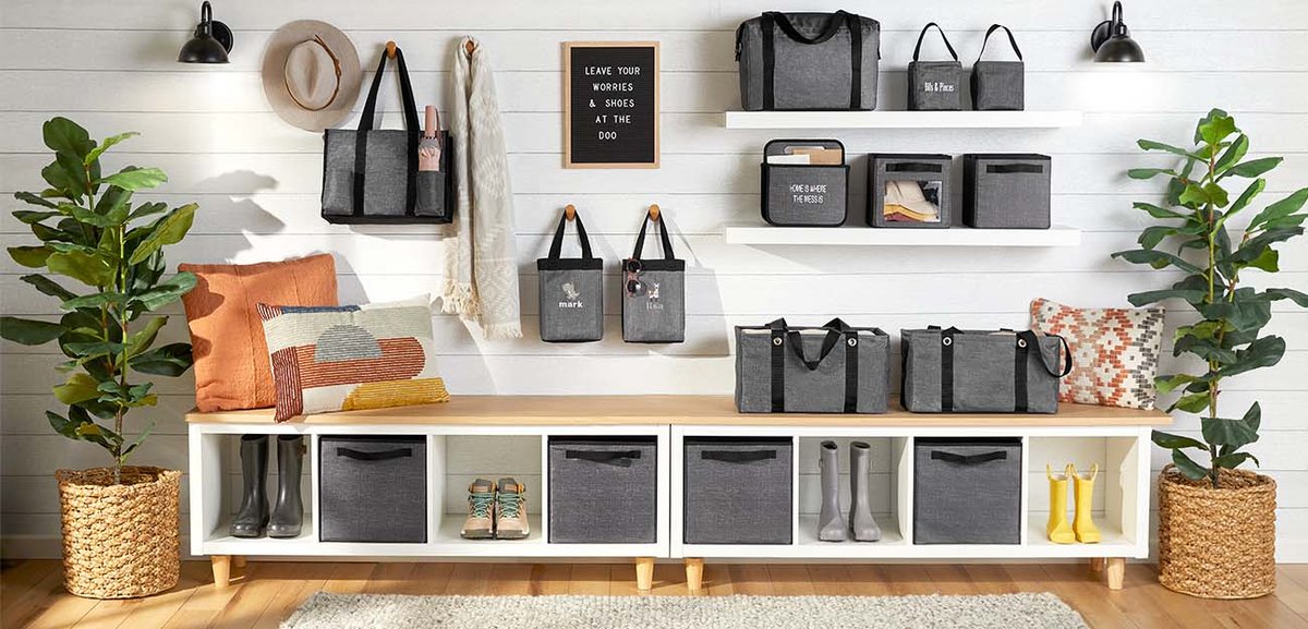 vwitt's tweet photo. Post #12
If you're gonna organize it, you better label it too! Our PERSONALIZATION is the best part of our organizational products! Plus, it is just $8-$10 to add it! 

Personalize each piece so you know exactly what you are storing inside. You will thank me later! 😉 https://t.co/efmizXucG5
