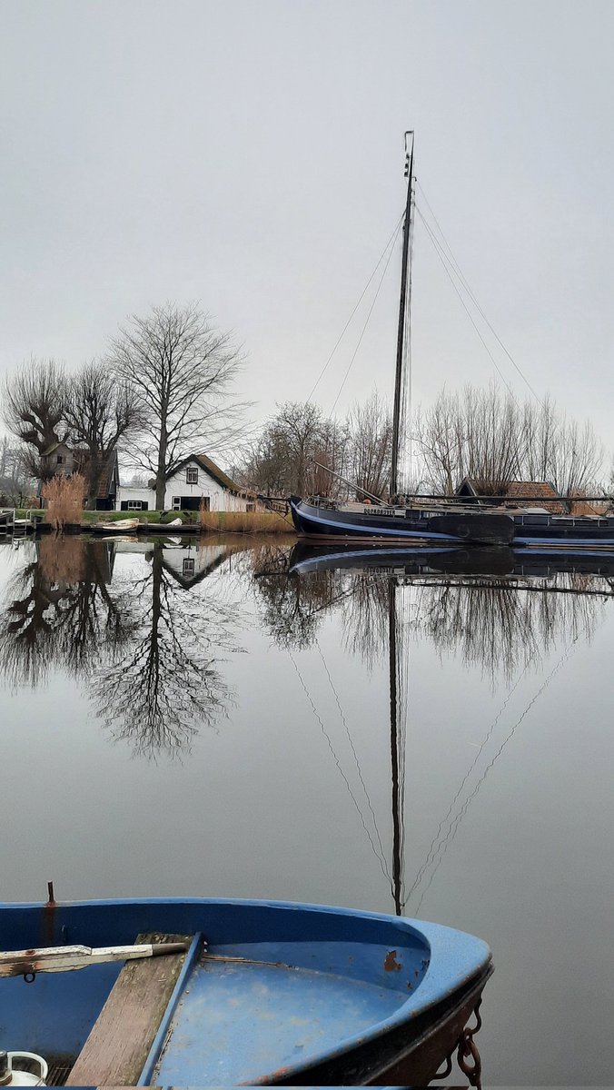 mvtz1's tweet photo. @helgavanleur 50 tinten grijs nog steeds niet voorbij. . . Wel heerlijk #wandel weer. https://t.co/XVDgC6vyJH