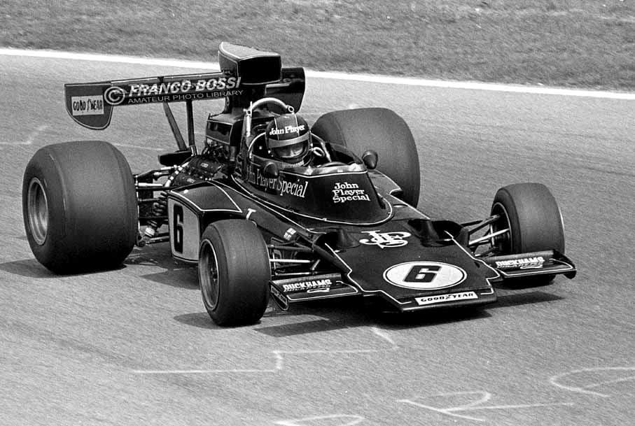 AutoTradition's tweet photo. A Happy Burns Night to our Scottish staff, readers and followers. Here's a talented Scot called Jim...Jim Crawford at Monza 1975. Photo by Franco Bossi: #JimCrawford #SuperfastScot #Indy500 #Legend #BurnsNight https://t.co/GGPNoJjpkC