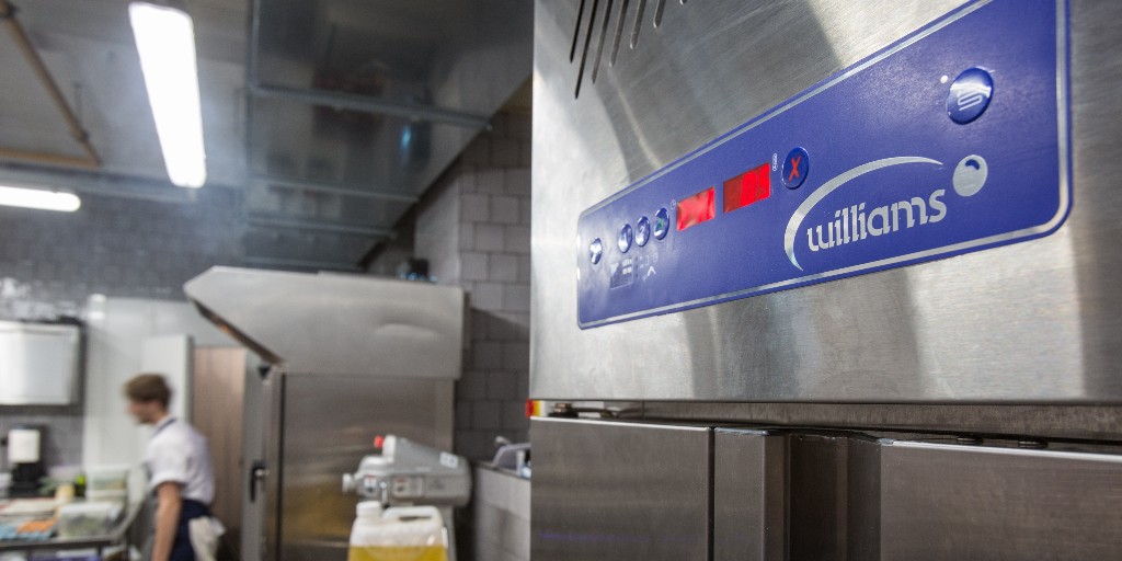 WilliamsRef's tweet photo. Want to know more about blast chilling? ❄️
Read our guide on how to use a blast chiller and blast freezer, and why the cook chill process is important in commercial kitchens.
👉https://t.co/tZZjsOxEMG
#refrigeration #blastchiller #blastchill #blastfreezer #cookchill https://t.co/kAwhYBN2O6