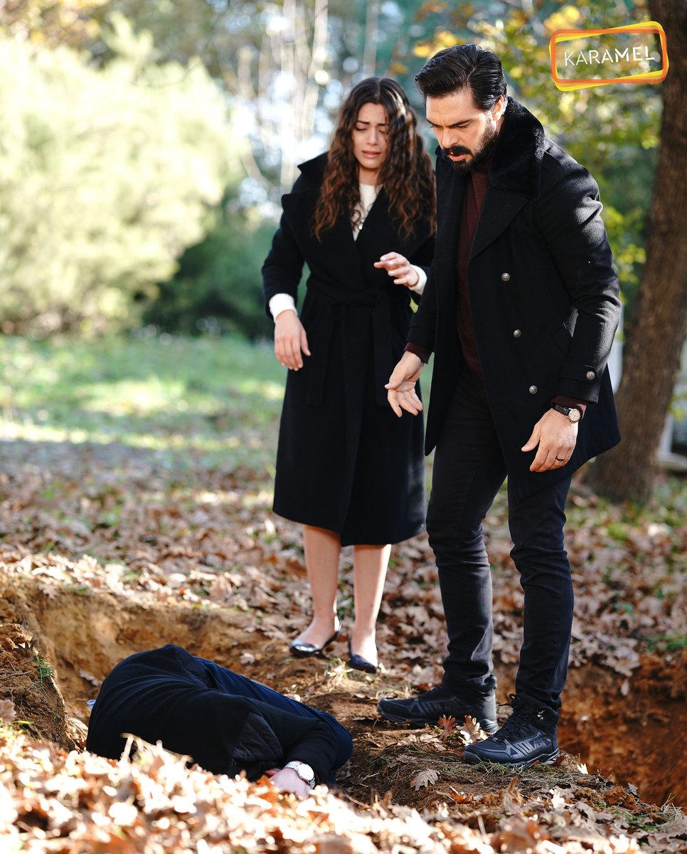 emanetkanal7's tweet photo. #emanet yeni bölümleriyle hafta içi her akşam 19:00'da @kanal7'de! 💕 #KurtaracağımOnu https://t.co/RiAx3Gcfgq