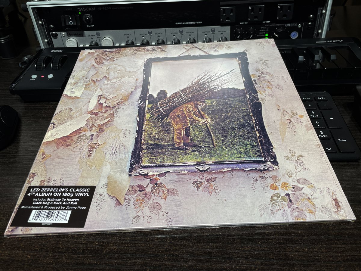 fubitoendo's tweet photo. やったぜ。
#LedZeppelin 
@LedZeppelin 
#LedZeppelinIV
#LedZeppelin4
#VinylRecords
#VinylCollection
#RecordCollection
#Reissue
#Remaster
#HeavyWeightVinyl
#180gVinyl
#アナログレコード https://t.co/x6AT8TtOfn