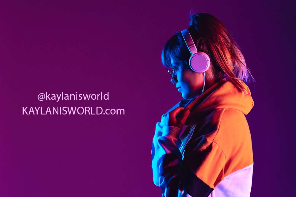 KaylanisWorld's tweet photo. Feeling down?

Welcome to Kaylani's World 👀

Read my music blog::: https://t.co/GqIiqbrZWx

#kaylanisworld #music #blog #mytruestory #netflix #disney #PALOALTO #CALIFORNIA #USA #WELCOMEtoMYWORLD🌍 https://t.co/9HewI84nc0