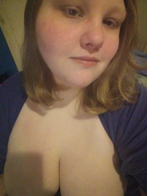 Come play with me on snapchat #sellingcontent https://t.co/SL3LyEgoJt<a href="/tag/sellingcontent"class="tags">#sellingcontent</a>