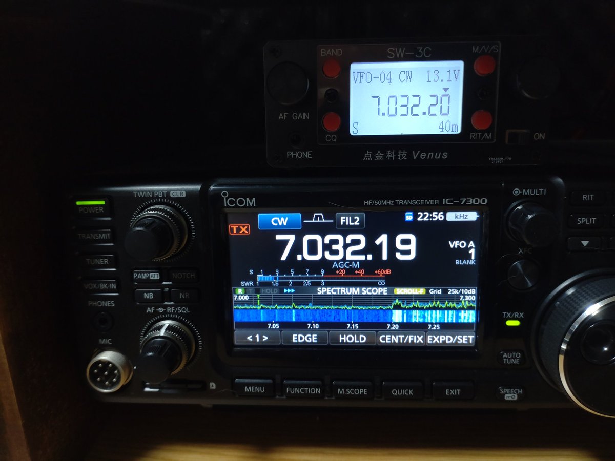 kakarot2010's tweet photo. SW-3C 3band CW QRP Transeiver
思ってたよりかなりコンパクト。
#アマチュア無線 #sw3c https://t.co/W3vPFcETM0