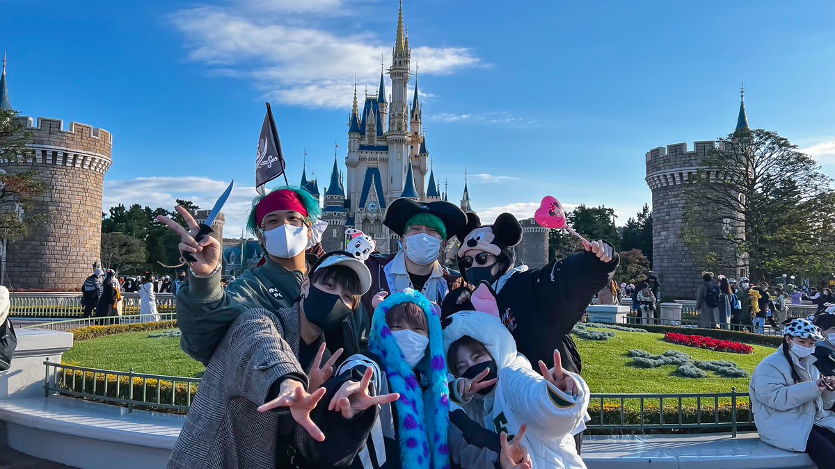 mikimikiyuya's tweet photo. ででにー🏰 https://t.co/A59Ebg3wLI
