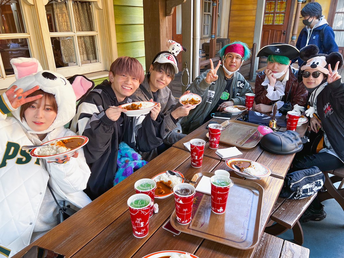 mikimikiyuya's tweet photo. ででにー🏰 https://t.co/A59Ebg3wLI