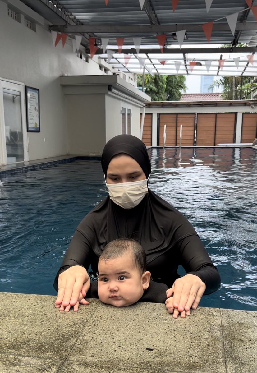 dwihandaanda's tweet photo. Pelampung pipinya kakaaaa https://t.co/5Jib7DeR8I