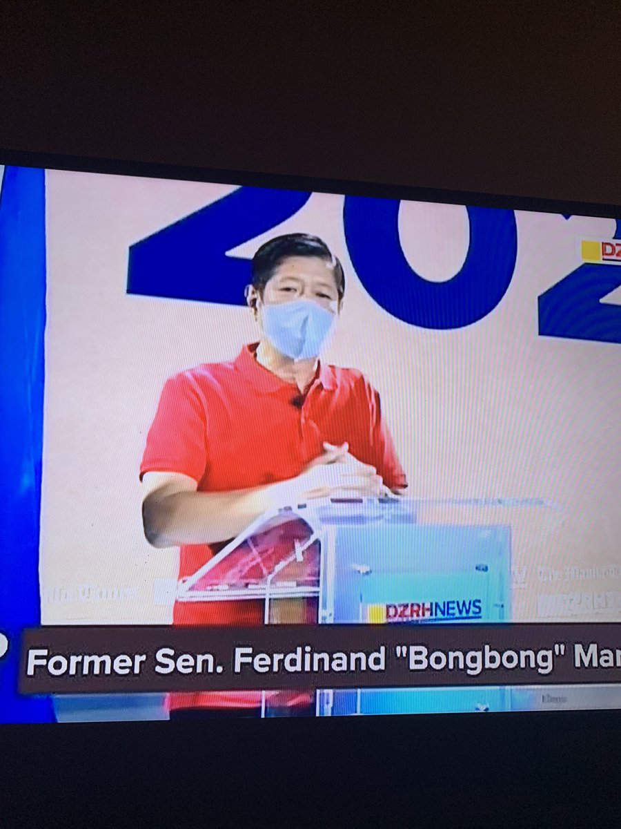 TpMjane's tweet photo. This guy really knows what he is talking about. May utak! may puso! Yan ang presidente ko @bongbongmarcos ✌️❤️
BBMSARA TAYO
 #GoBBM https://t.co/UcwJoHvPw7