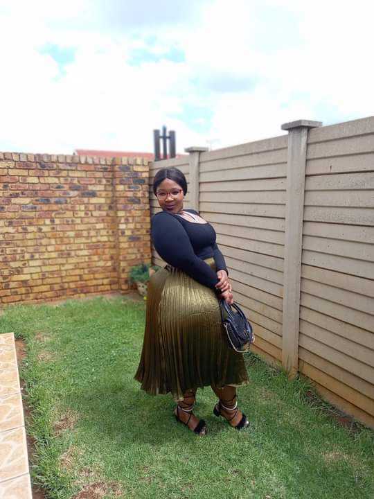 Mapitso_Q's tweet photo. Am beautiful!! Shame❤🤗 

#mjolowithazola https://t.co/pou34Kr9g9
