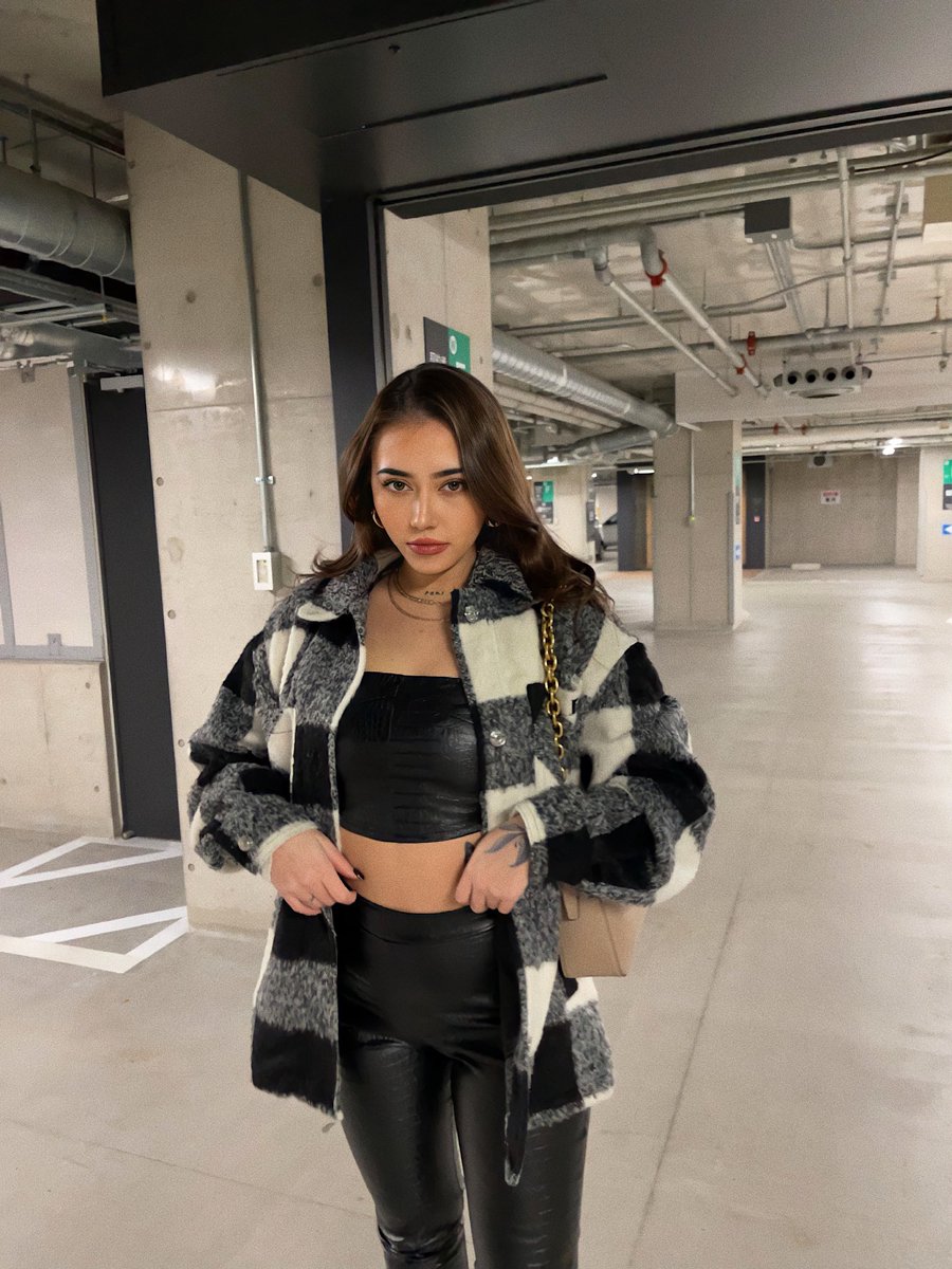 Nina tweet media