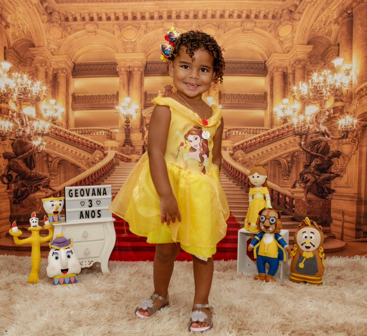 TaaayCosme's tweet photo. “Antes de ser minha filha, ela é SUA filha Senhor” Hoje é o nosso dia de gratidão, pelo seu terceiro aninho de vida meu amor você deu significado a tudo, você é LUZ. Obrigada papai do céu por mais um ano de vida da minha filha, gratidão. Feliz aniversário filha te amooo 🙏🏽💟✨😭 https://t.co/7RE1LjNPHy
