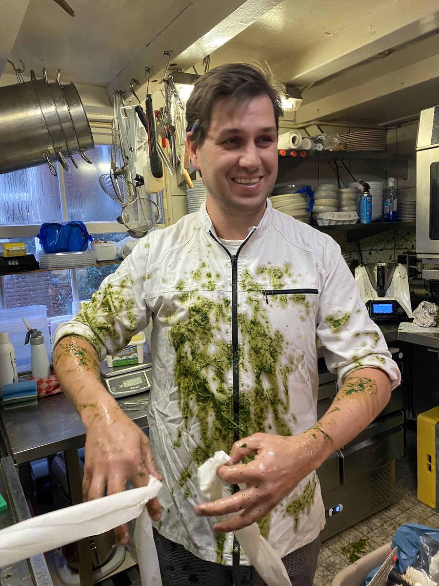 Bert van Buschbach tweet media