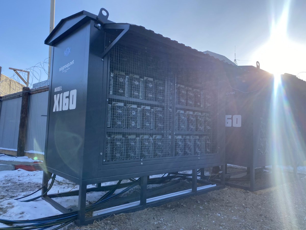 in the frame: NIX X 160 🔥  

Compact equipment for small power installations.

#Nixgroup #Mining #PoW #Bitcoin