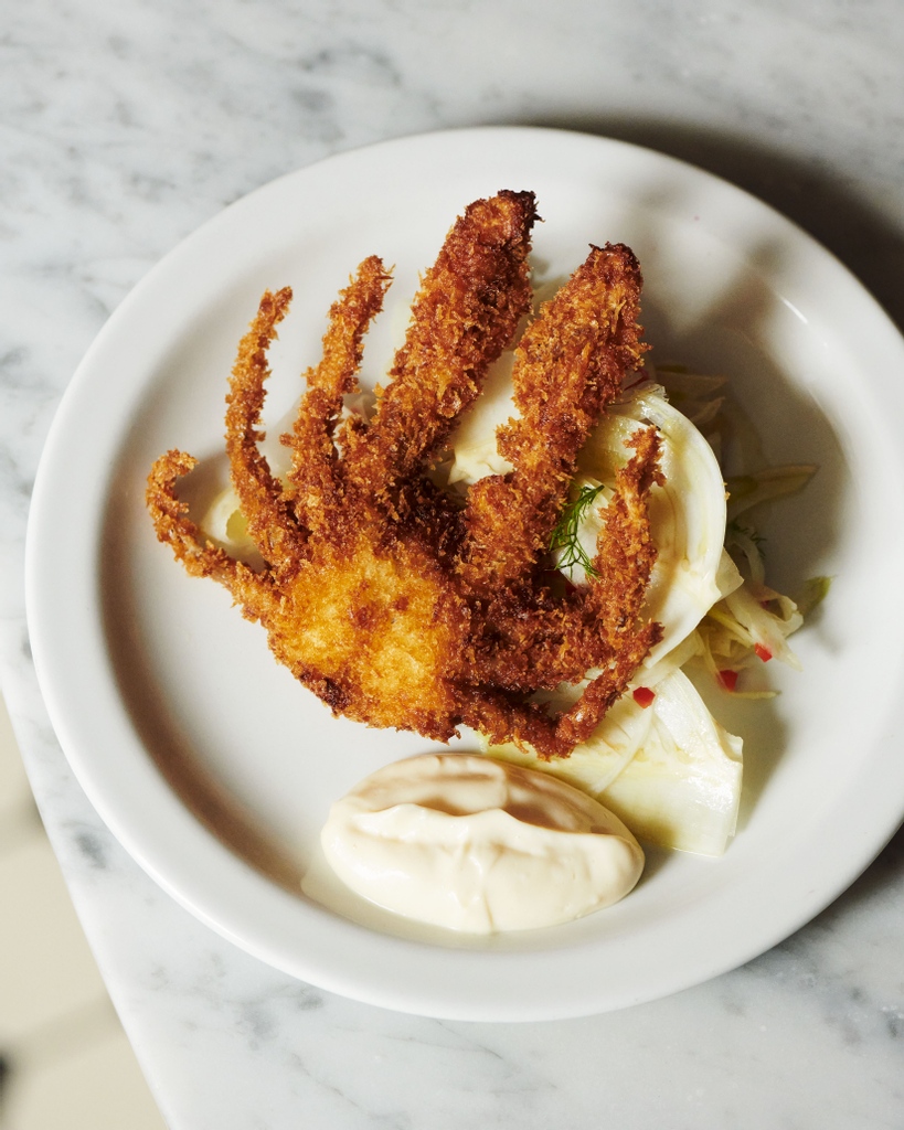 Today's cichèti special is soft shell crab. We coat the crab in our parmesan panko mix before deep frying it until crunchy and golden and are serving it with a fennel and chilli salad and our homemade garlic aioli. ⁠ #crab #aioli #ciccheti #polpocichetiweek