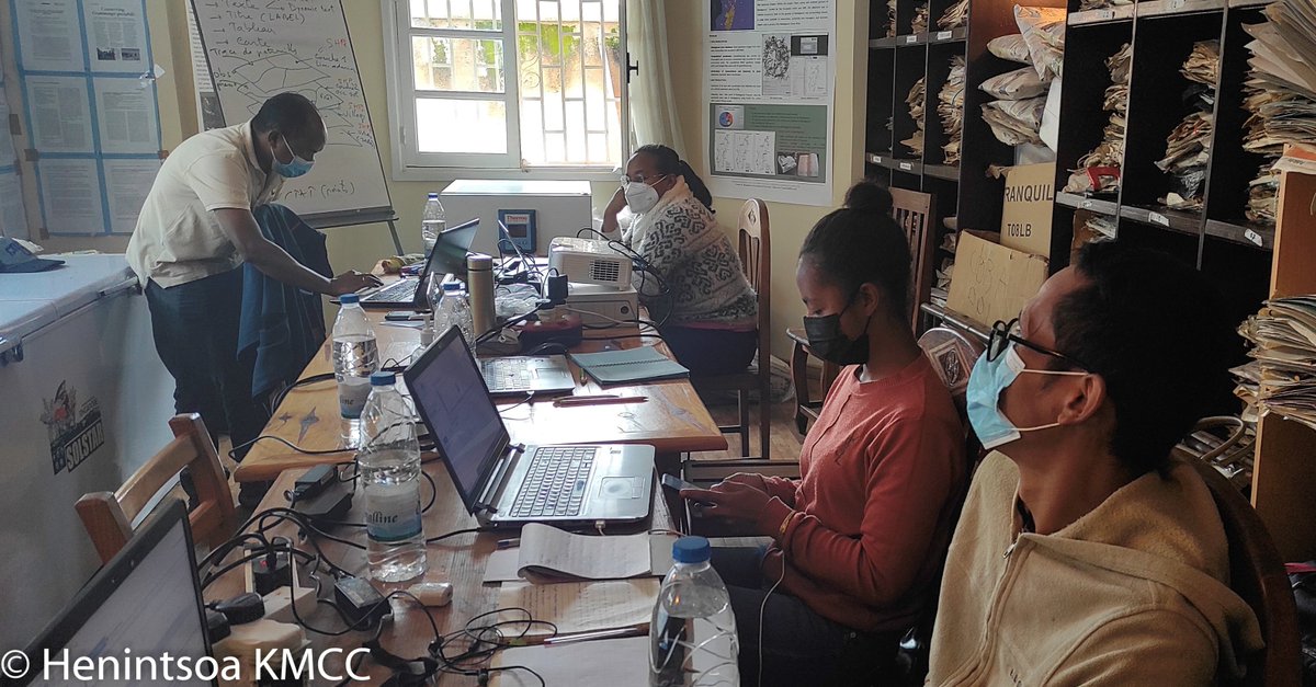heniraza's tweet photo. A week of training on how to use SMART a Spatial, Monitoring and Reporting Tool, at RBG Kew Madagascar with @TeamKMCC #Durrell @AngeloRamy1 @CommunityCEPF #smartconservation https://t.co/tfcbj1kjDi
