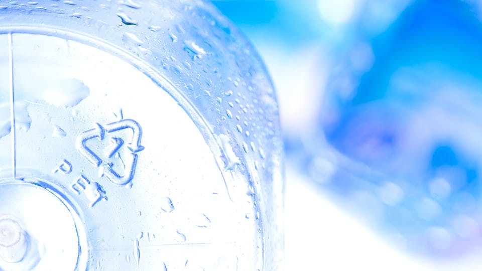 NMWE_Europe's tweet photo. "Working together to safeguard food contact #rPET with the highest quality in a bottle-to-bottle closed loop will be a key enabler for the industry towards its commitments”, says @PhilippeDiercx1
 
Read more👉: https://t.co/iopDfK136U 

#RecyClass #EPBP https://t.co/nQdcezIgDW