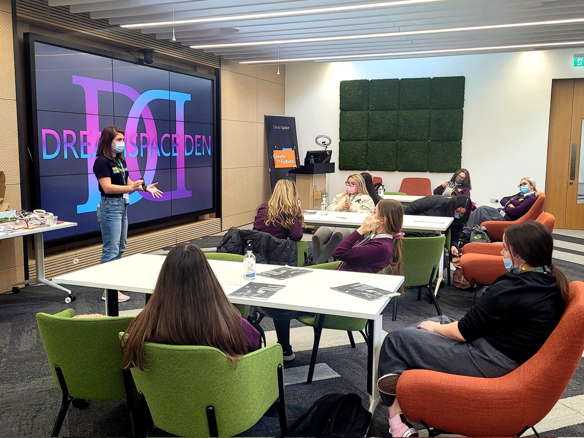 BernieODriscoll's tweet photo. Brilliant ideas flowing here at @RDIhubIreland with the amazing @msajolliffe leading the way for our STEM Passsport 4 Inclusion girls from @ThomondCommColl Great chats with their amazing mentors too! @STEMPInc @MS_eduIRL #GirlsInStem #GirlsWhoCode #schoollife #DesignThinking https://t.co/2EWTVY4m7S