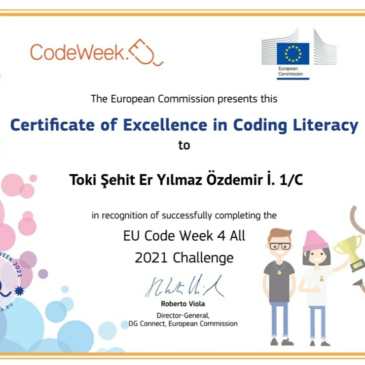 arsezozbek's tweet photo. #CodeWeekEu2021 Avrupa Kod Haftası Mükemmellik Sertifikalarımız....eTwinning projelerimizde öğrencilerle beraber yaptığımız kodlama çalışmalarıyla mükemmeliyet sertifikası almaya hak kazandık. 🧿Teşekkürler eTwinning İSTANBUL 🥰🥰 https://t.co/TDQyH5VFkf