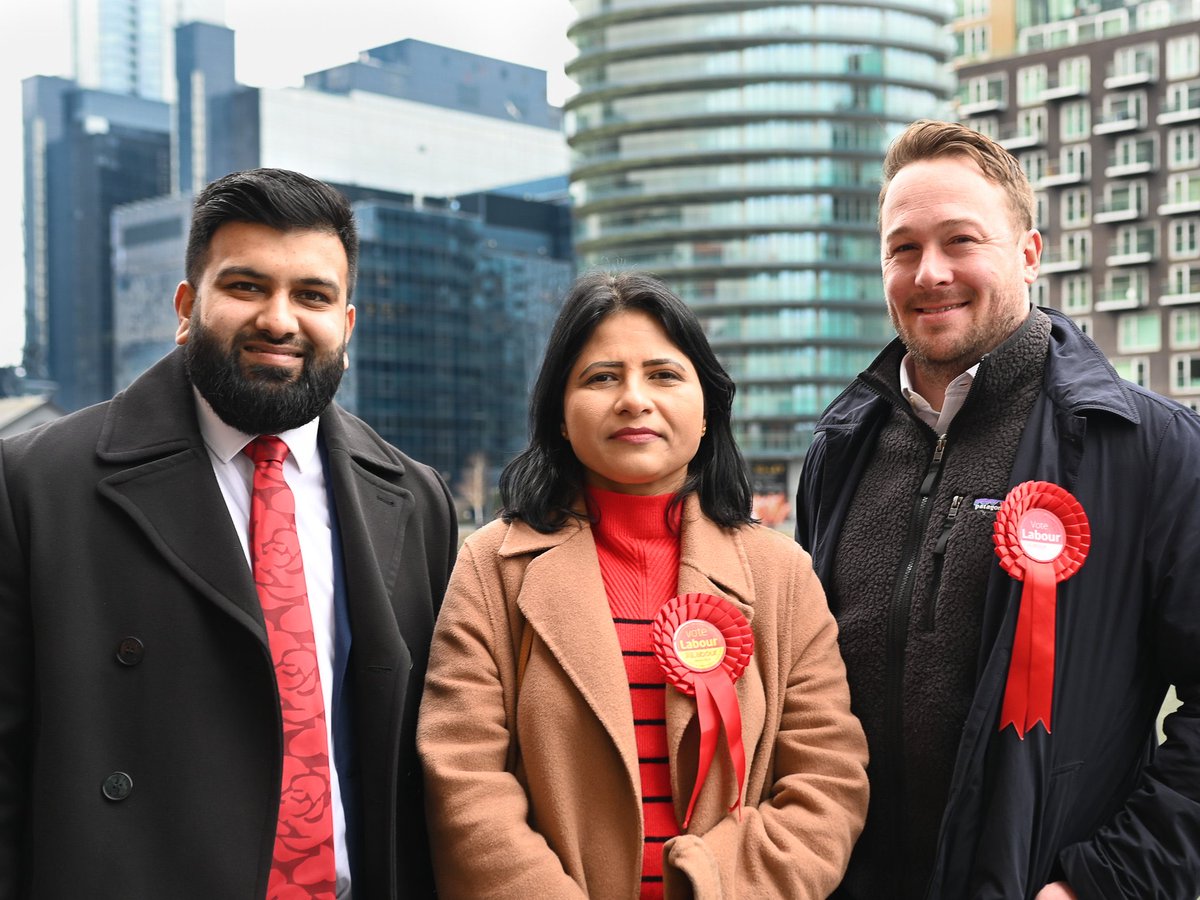 IslandLabour's tweet photo. Blackwall & Cubitt Town Campaign sessions this week
Tues 25 Jan, 6pm
Sat 29 Jan, (2 Sessions) 11am & 2pm
All meeting at Crossharbour DLR station
#Elections2022 #labourdoopstep
@LabourPandL @TH_Labour @LondonLabour @CllrPappu @yimbychris @asrasahil @MayorJohnBiggs https://t.co/kGk7SsrZi9