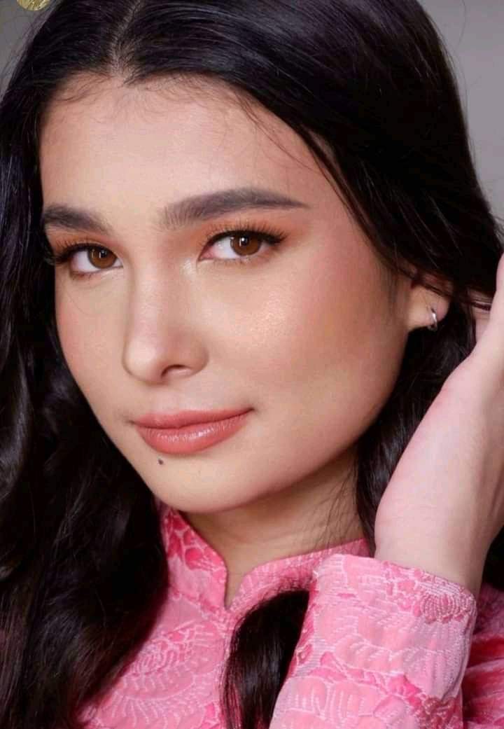 PATJIOFFICIAL's tweet photo. Happy Shipping team anjie and patrick im just here to support them both equal . 

PARAMDAM KA ANJI
#AnjiSalvacion || @anjisalvacion https://t.co/86uJMBmHQz