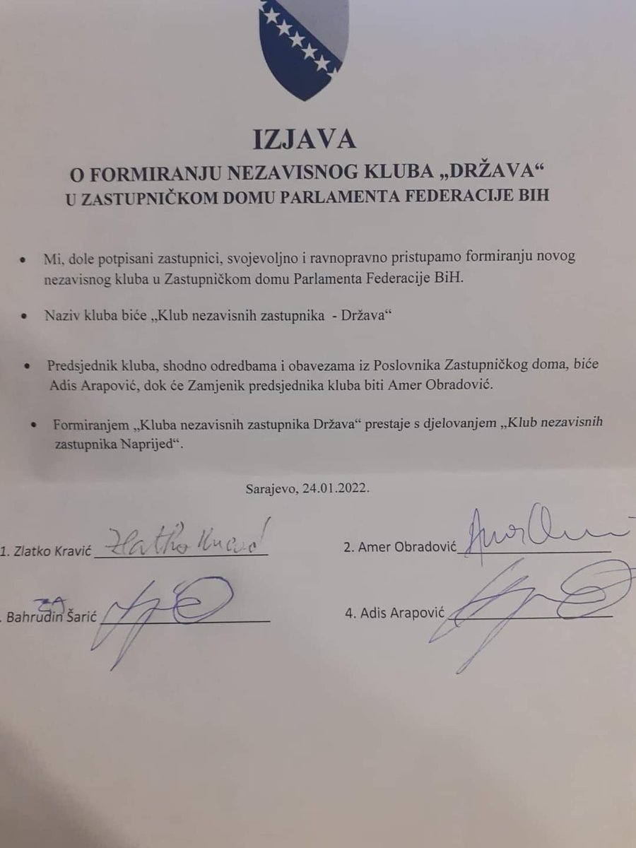 Drzava_'s tweet photo. U FEDERALNOM PARLAMENTU FORMIRAN KLUB "DRŽAVA"

Četitamo zastupnicima u Zastupničkom domu Parlamenta FBiH: Adisu Arapoviću, Ameru Obradoviću, Zlatku Kraviću i Bahrudinu Šariću, na formiranju novog Kluba nezavisnih zastupnika - Država.
#drzava #država #BosnaiHercegovina https://t.co/QwTgJCdOXV