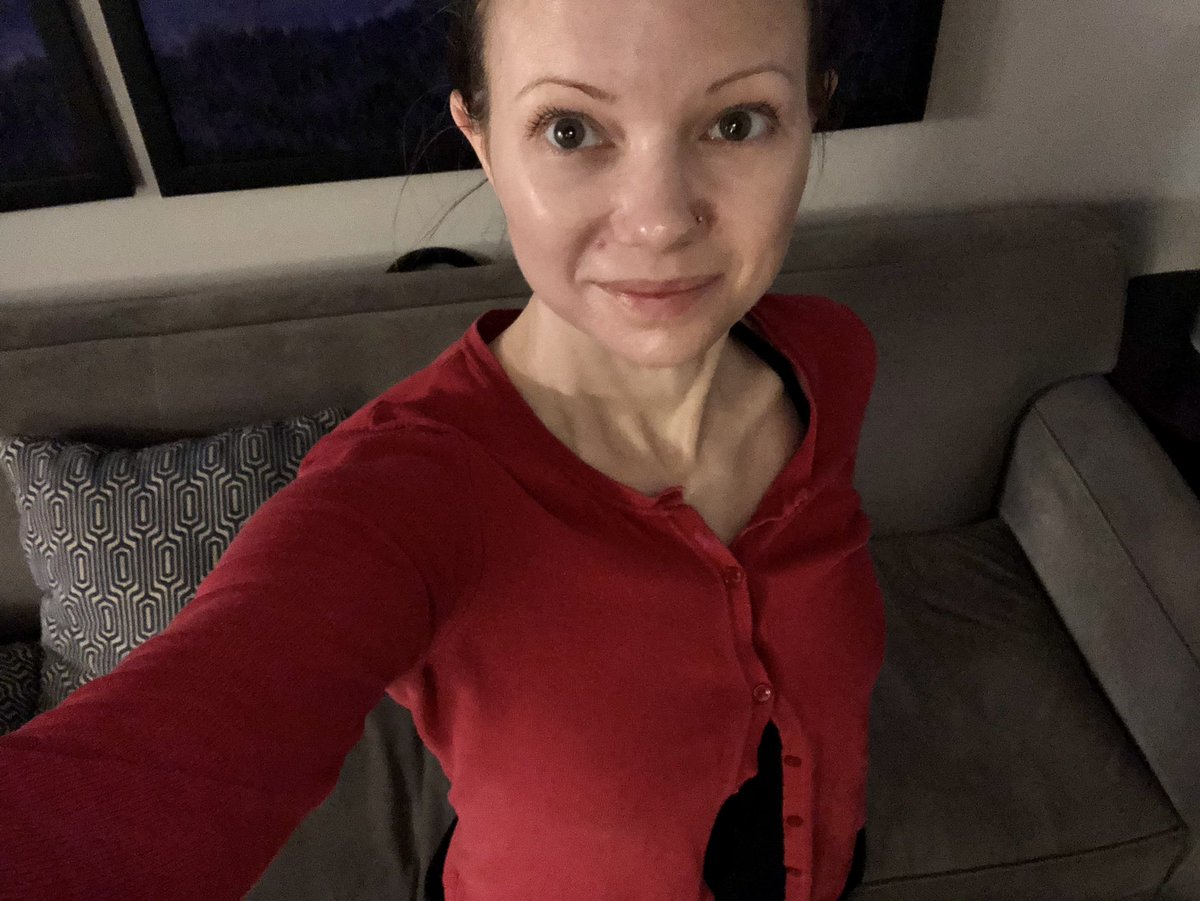 m0bear's tweet photo. π @stu4safelearn ! Iβm wearing #RedForEd today because I support your #letslearnsafe demands. https://t.co/ZWbIVZ0urd