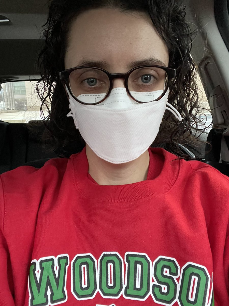 Laura Fuchs tweet media