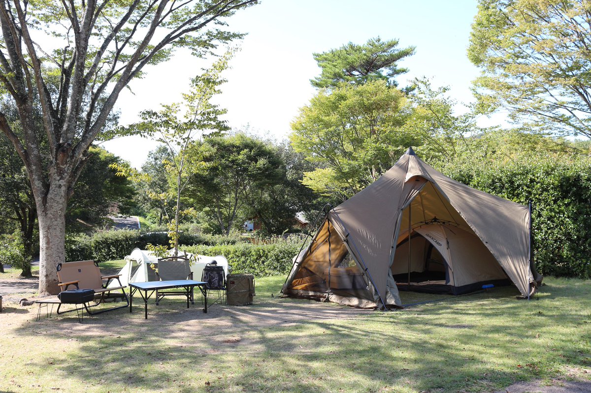 camp_menry's tweet photo. キャンプ用のアカです🏕よろしくお願いします🙆‍♂️

【年齢】30代
【キャンプスタイル】ファミキャン9割、ソロ1割
【テント】ゼクーM or タトンカ1tcとTCルーテントのカンガルー

インスタもやってます❗️

https://t.co/hi4IqDAa3U https://t.co/dB2LfAt3eT