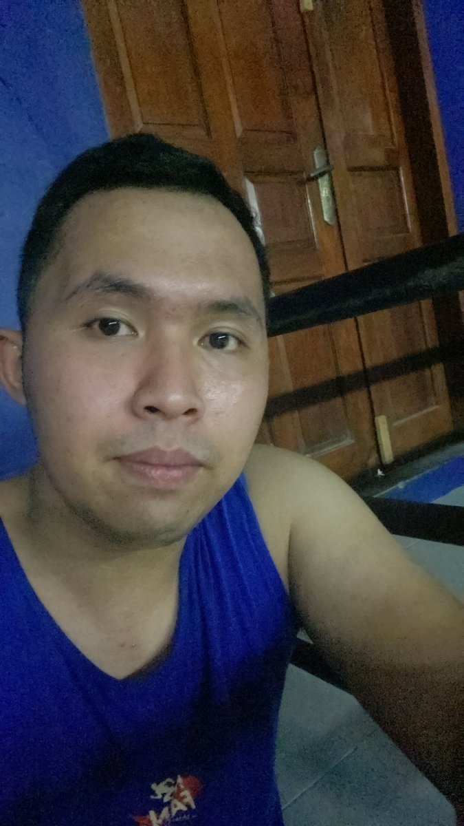 efratamboto's tweet photo. Badminton, anyone ? https://t.co/gDVee2sXQd
