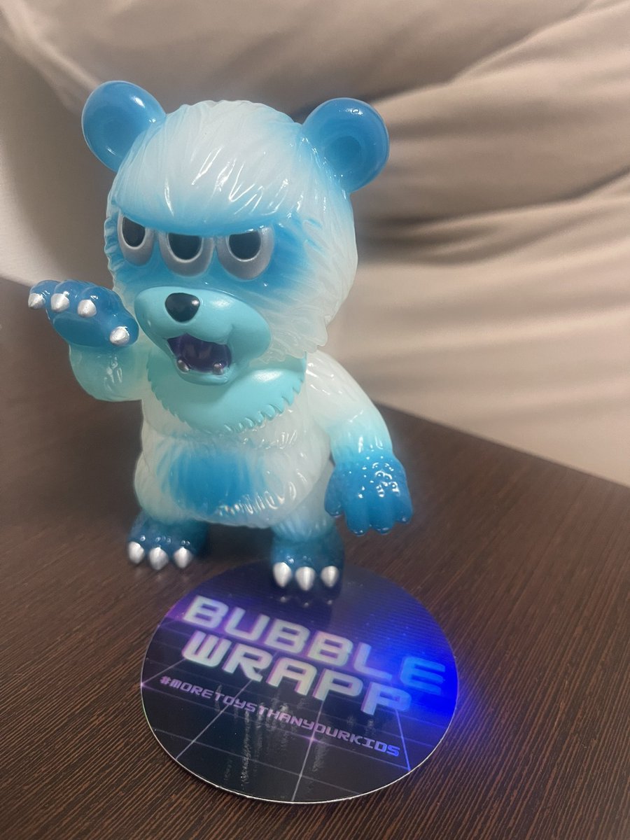 dlinezxzx1's tweet photo. Amazing!!
#sofvi #sofubi #ソフビ #art #artjunkie #アートジャンキー #クマラ #bubblewrapp https://t.co/mbgV0cjrqS