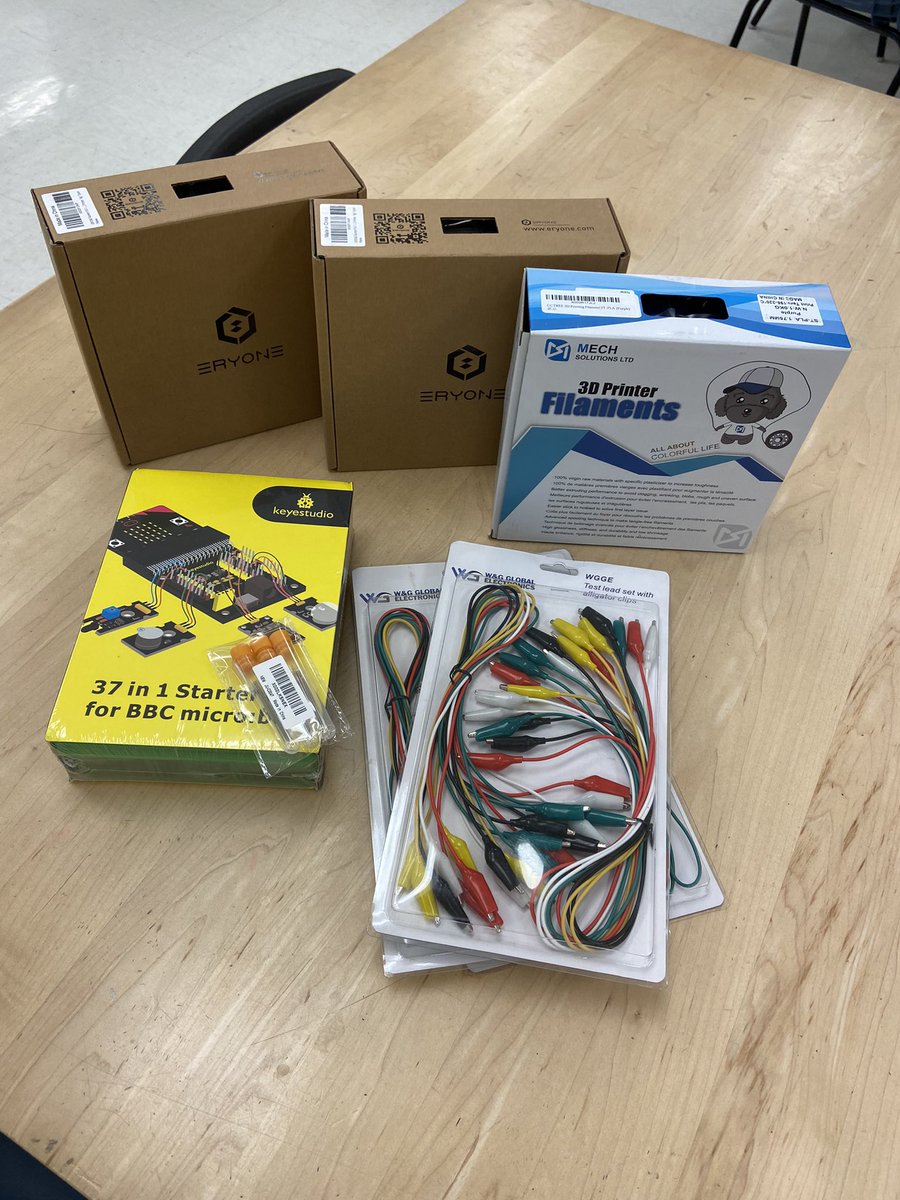 Sean Shannahan (@mrshannahan) on Twitter photo <a href="/MrShannahan/">Sean Shannahan</a> Goodies are beginning to arrive. Thanks to <a href="/brilliant_labs/">Brilliant Labs / Labos Créatifs</a>. Very exciting! <a href="/MrShannahan/">Sean Shannahan</a> Goodies are beginning to arrive. Thanks to <a href="/brilliant_labs/">Brilliant Labs / Labos Créatifs</a>. Very exciting!